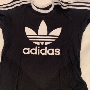 Adidas classic tee
